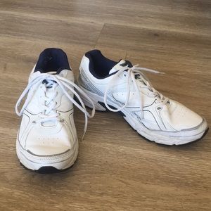 Kirkland White Sneakers